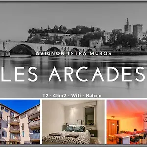 modern-appartment-intra-muros-of-avignon-balcony-45m2.fr-provencehotel.com/